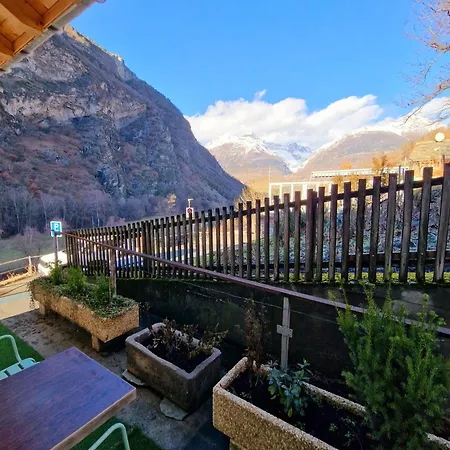 Kunstplanet Im Herzen Der Alpen Am Planetenweg *